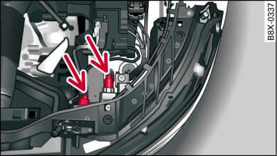 Vorderer Scheinwerfer: Elektrische Steckverbindung